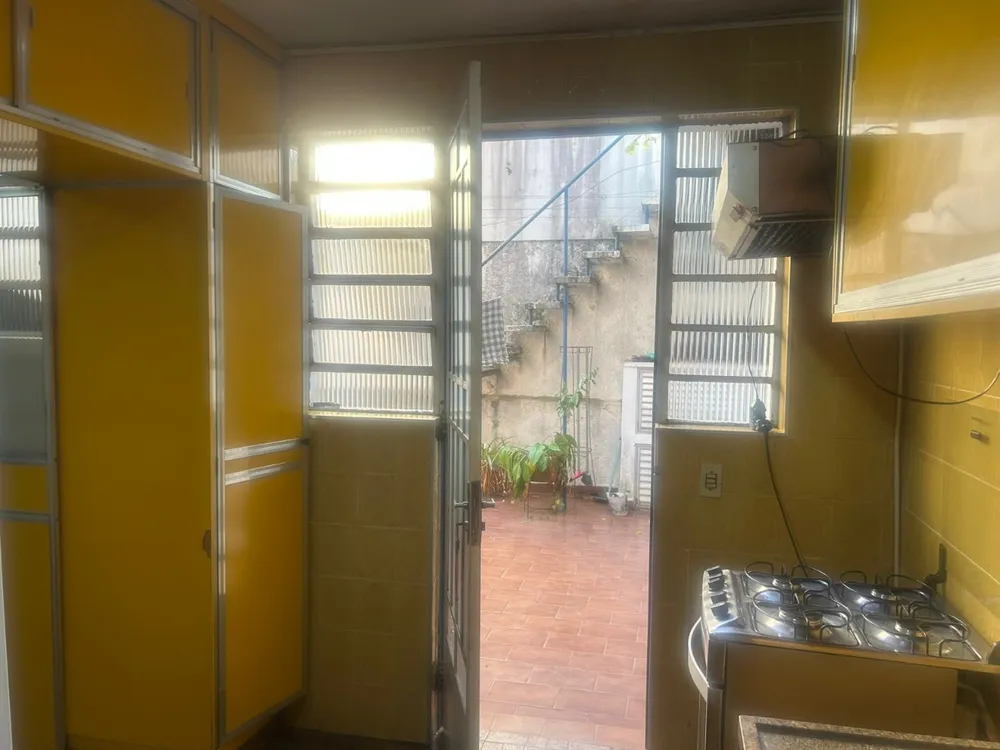 Sobrado, 5 quartos, 240 m² - Foto 3