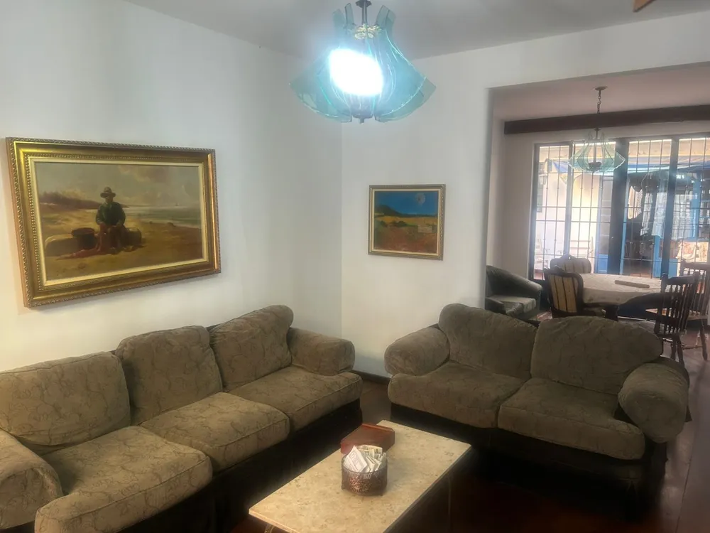 Sobrado, 5 quartos, 240 m² - Foto 1