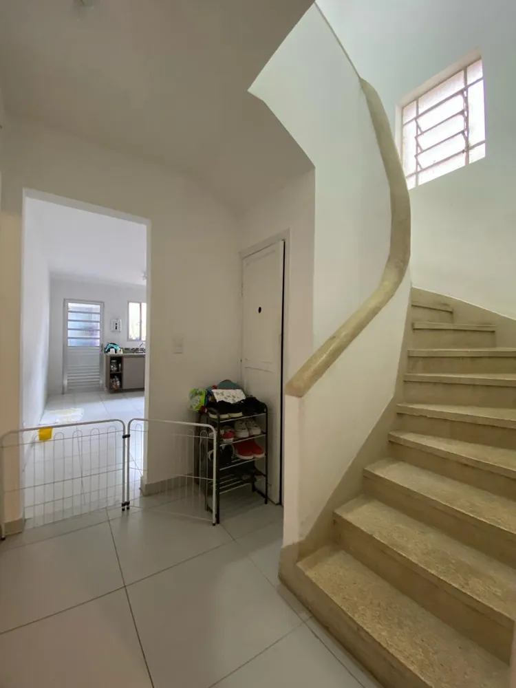 Sobrado, 2 quartos, 240 m² - Foto 1