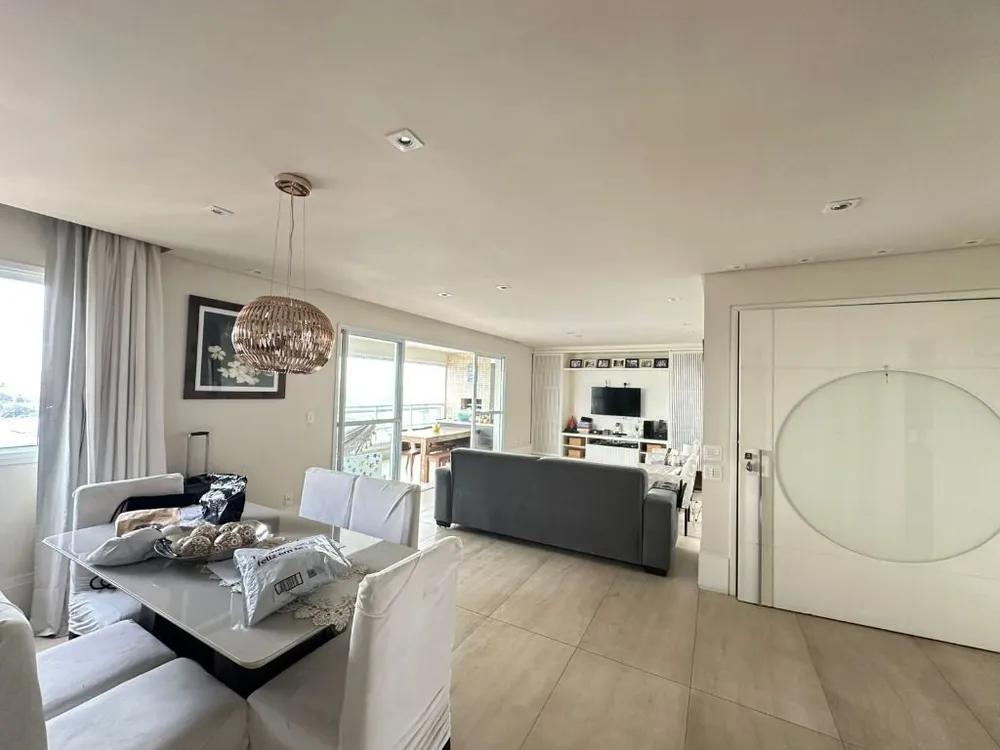 Apartamento, 3 quartos, 158 m² - Foto 2
