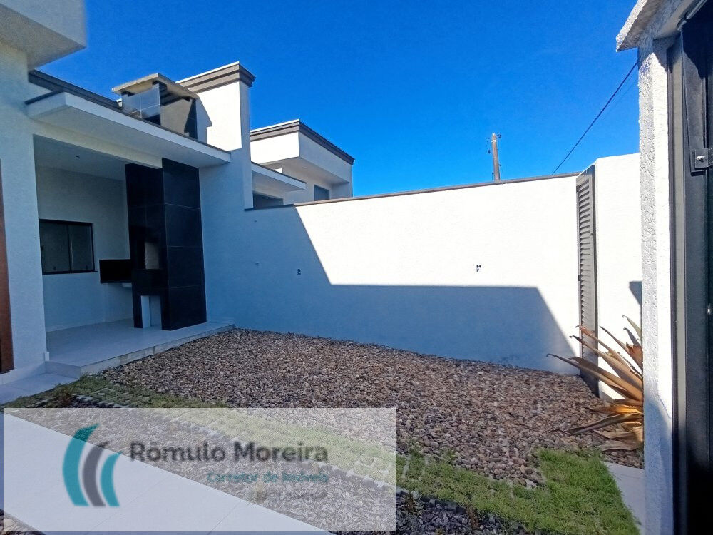 Casa à venda com 3 quartos, 90m² - Foto 2