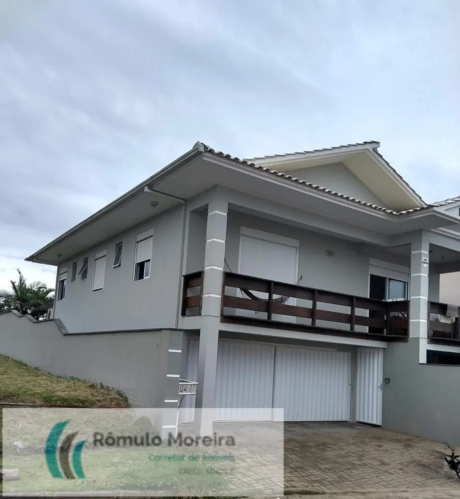 Casa, 4 quartos, 190 m² - Foto 1