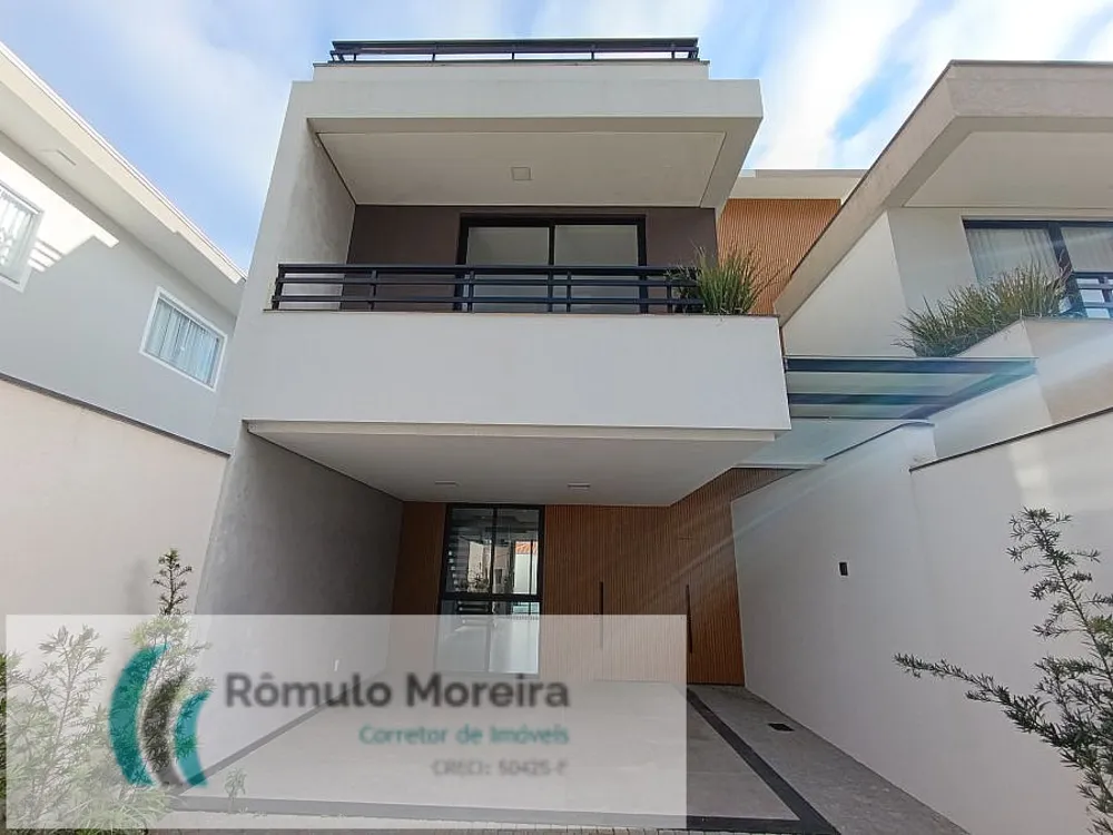 Sobrado, 3 quartos, 238 m² - Foto 1
