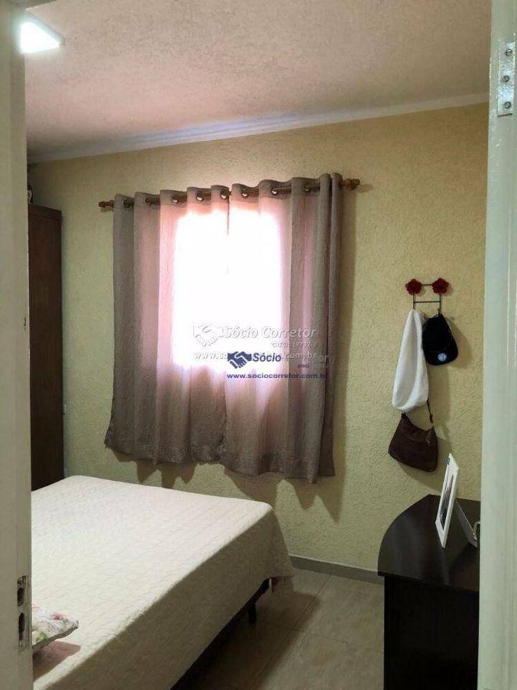 Casa, 5 quartos, 217 m² - Foto 2