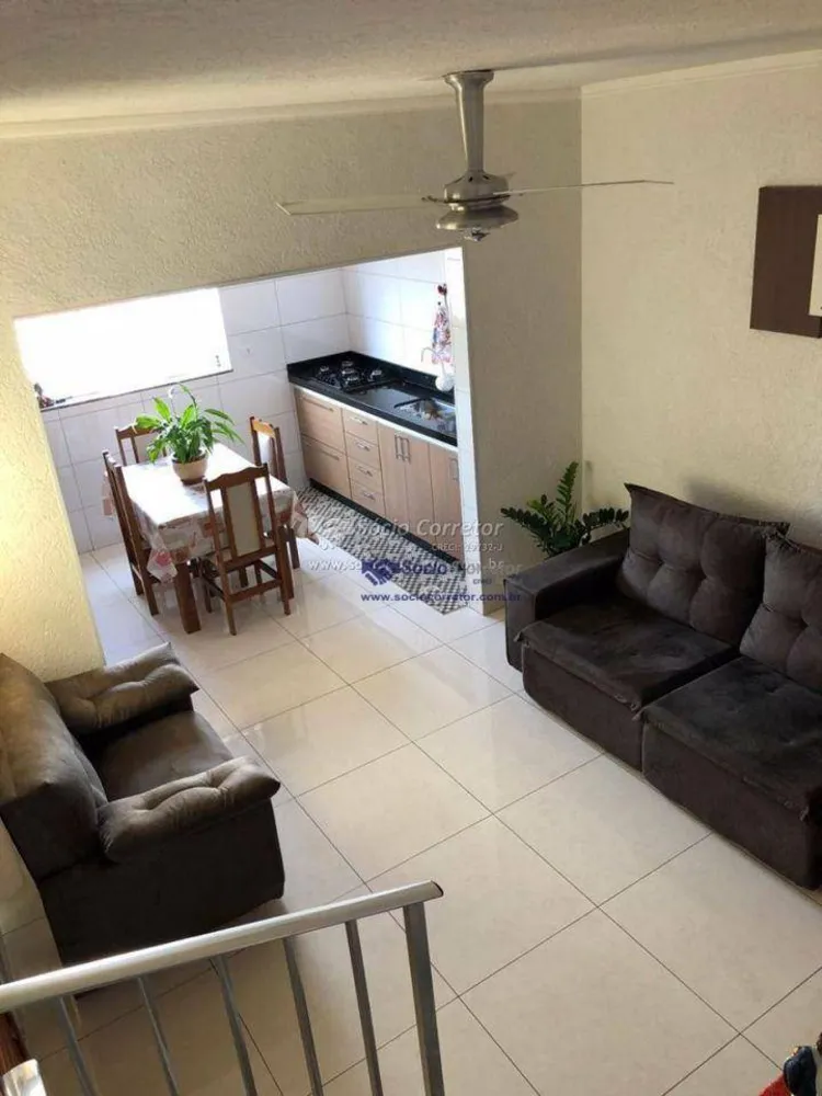 Casa, 5 quartos, 217 m² - Foto 1