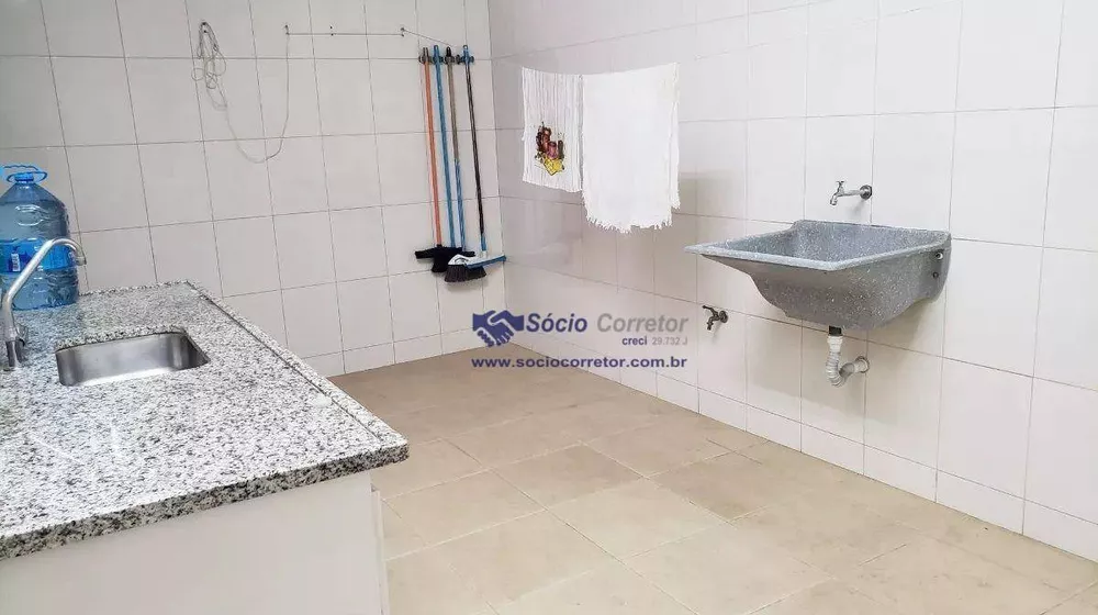 Sobrado à venda com 2 quartos, 192m² - Foto 8