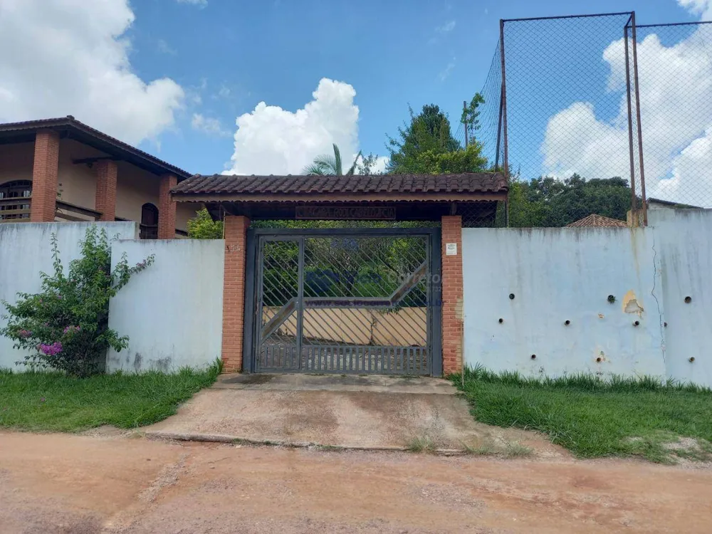 Chácara, 4 quartos, 2000 m² - Foto 1