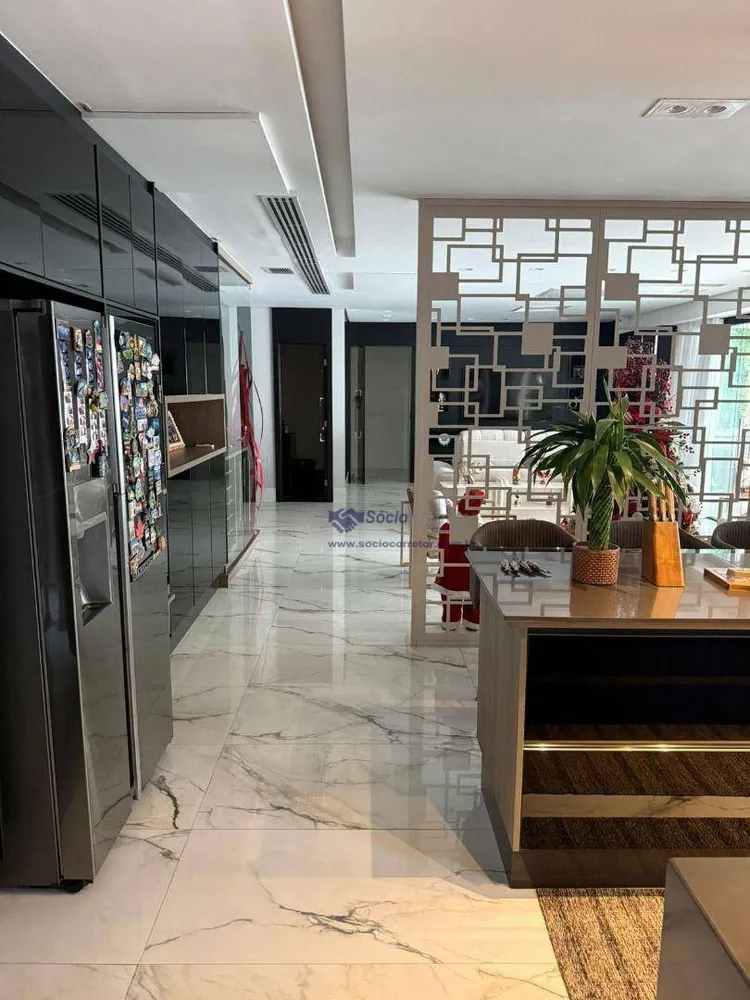 Apartamento, 3 quartos, 202 m² - Foto 8