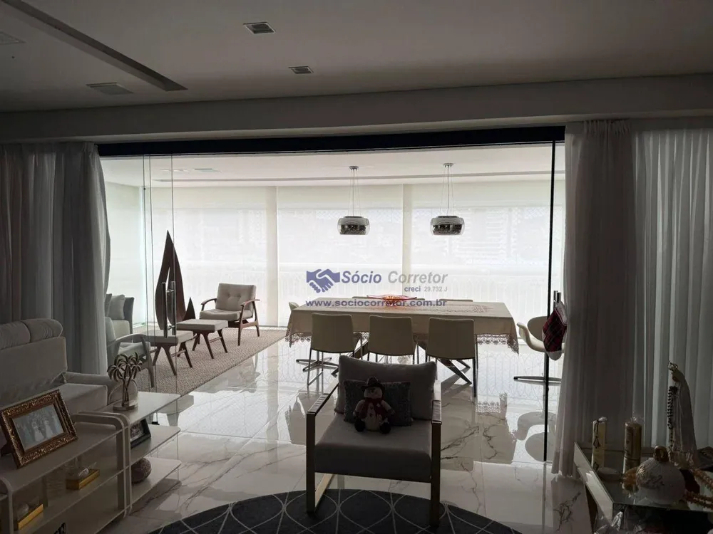 Apartamento, 3 quartos, 202 m² - Foto 1