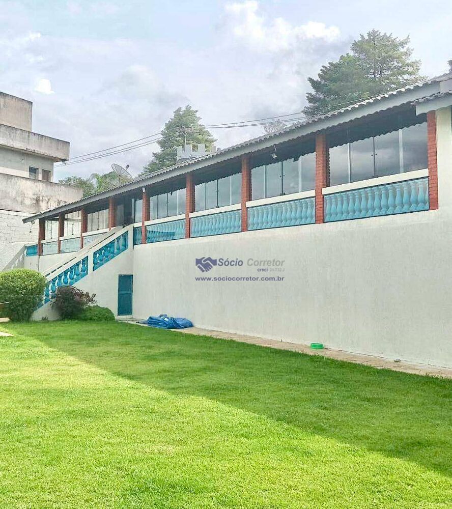 Chácara, 3 quartos, 1550 m² - Foto 1