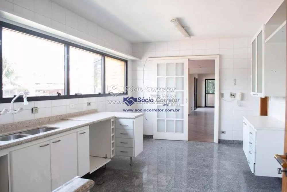 Apartamento à venda com 4 quartos, 190m² - Foto 7