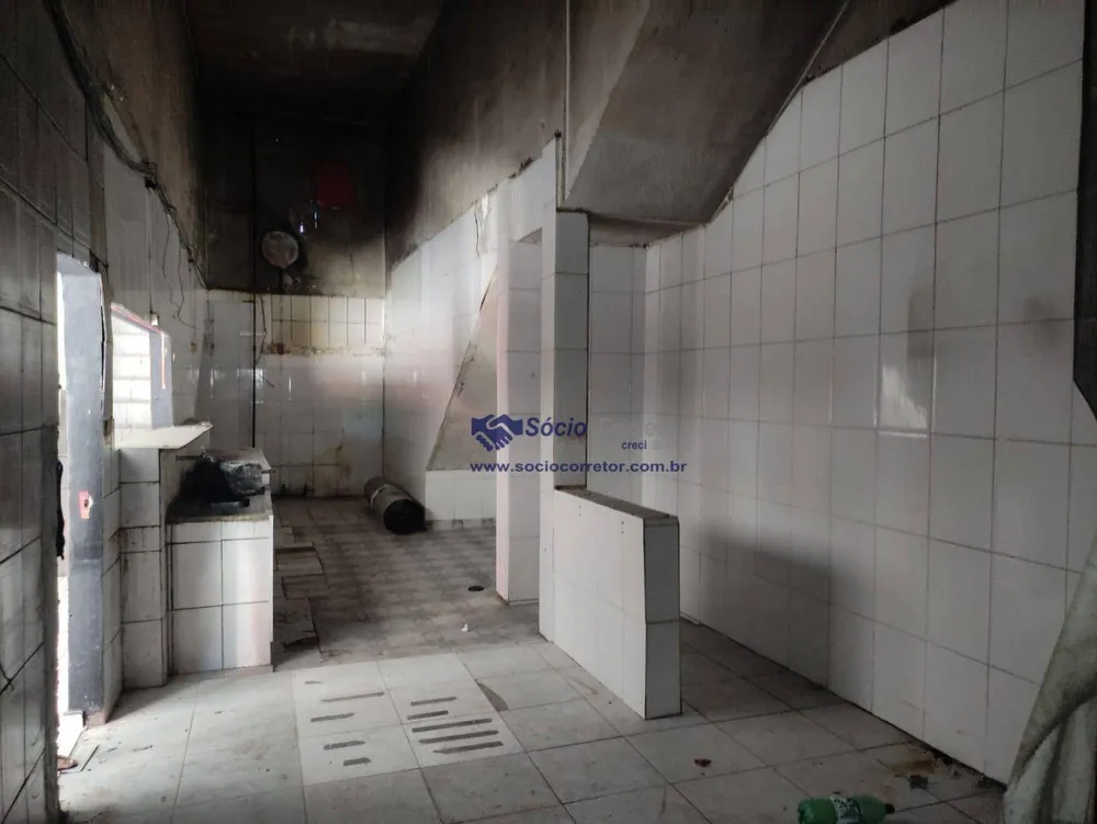 Sobrado, 4 quartos, 335 m² - Foto 1