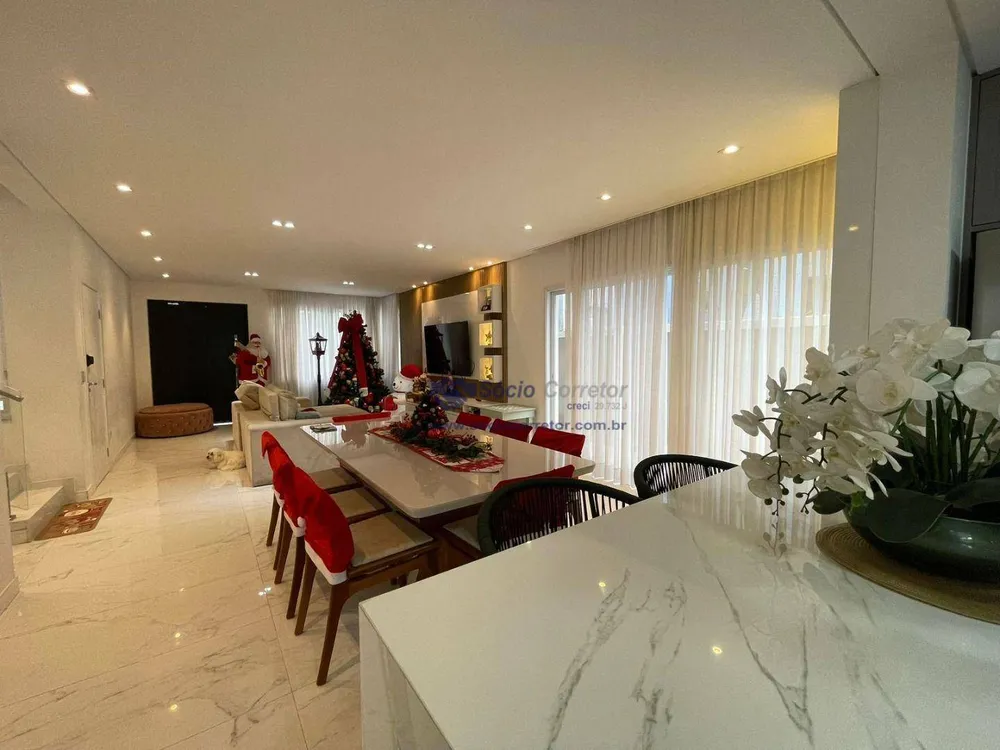 Sobrado, 4 quartos, 300 m² - Foto 1