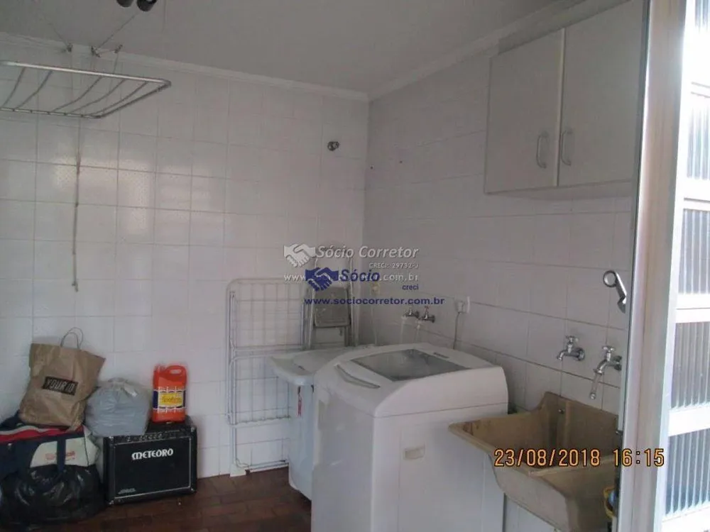 Casa, 3 quartos, 240 m² - Foto 11