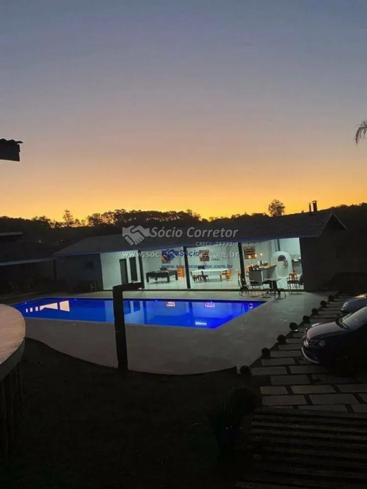 Chácara, 5 quartos, 4000 m² - Foto 1