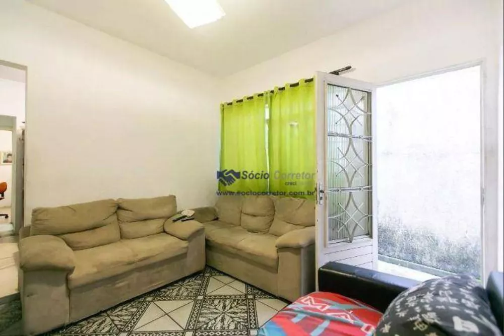 Casa à venda com 2 quartos, 90m² - Foto 4