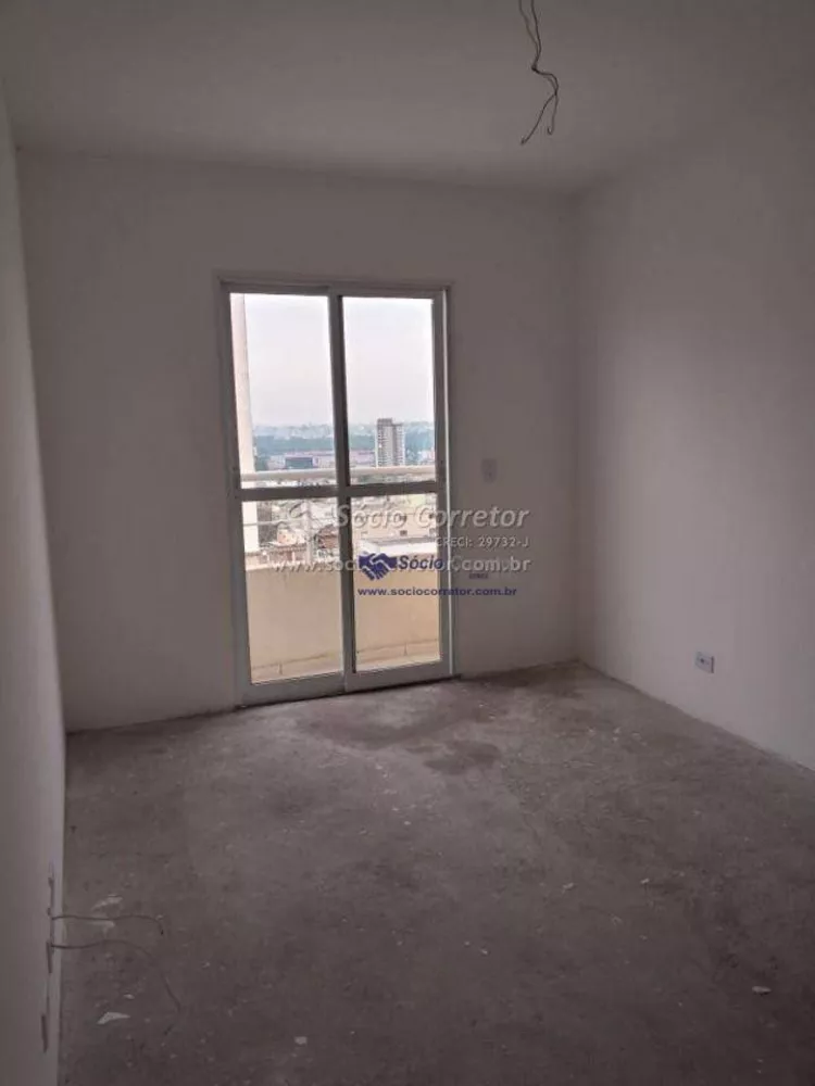 Apartamento à venda com 2 quartos, 70m² - Foto 3