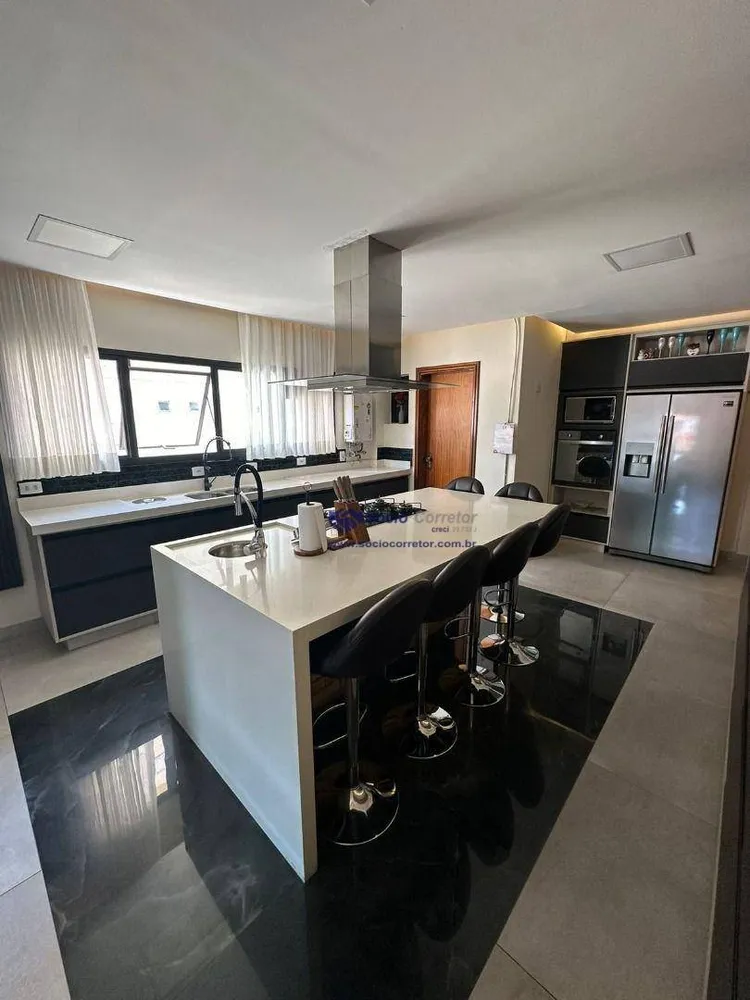 Apartamento, 3 quartos, 170 m² - Foto 9