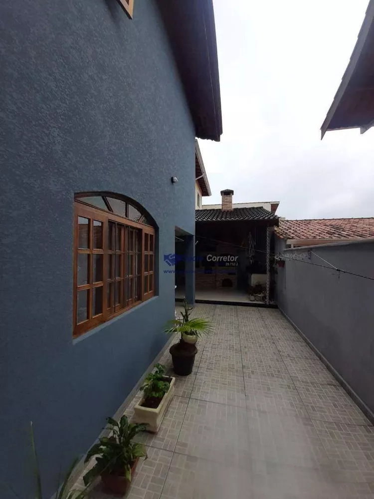 Sobrado à venda com 3 quartos, 168m² - Foto 6