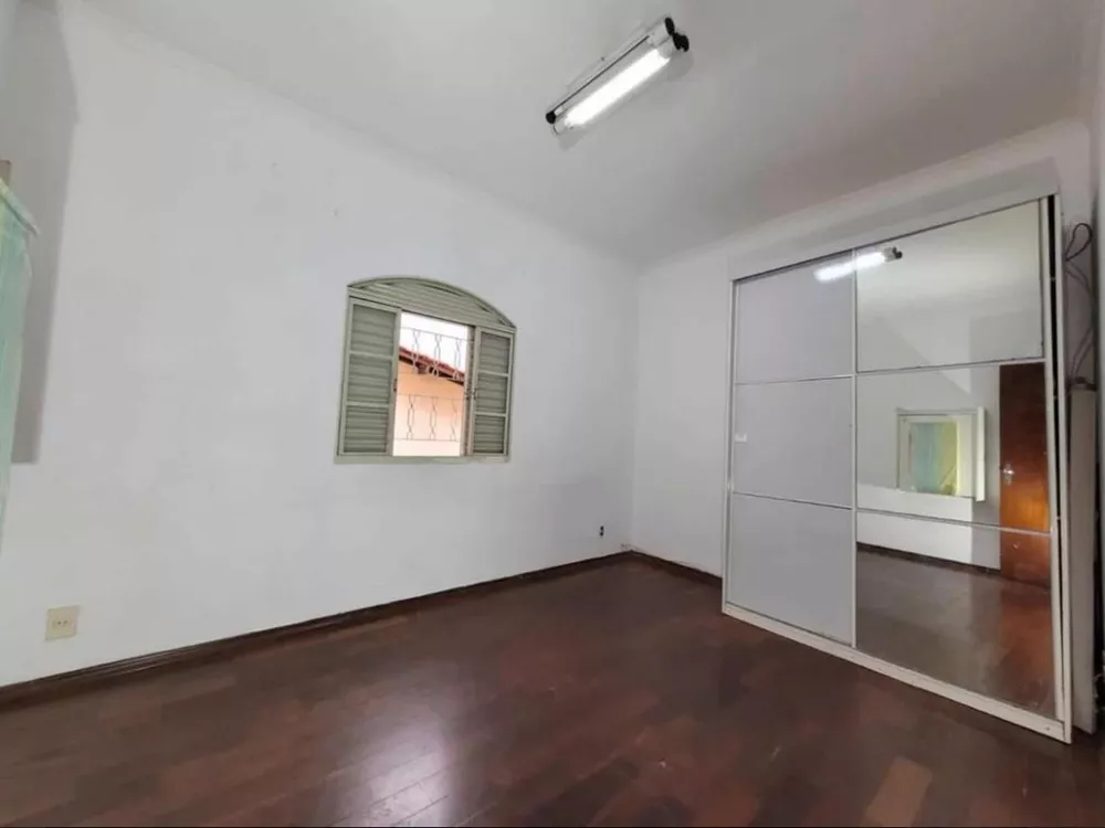 Sobrado à venda com 3 quartos, 250m² - Foto 5