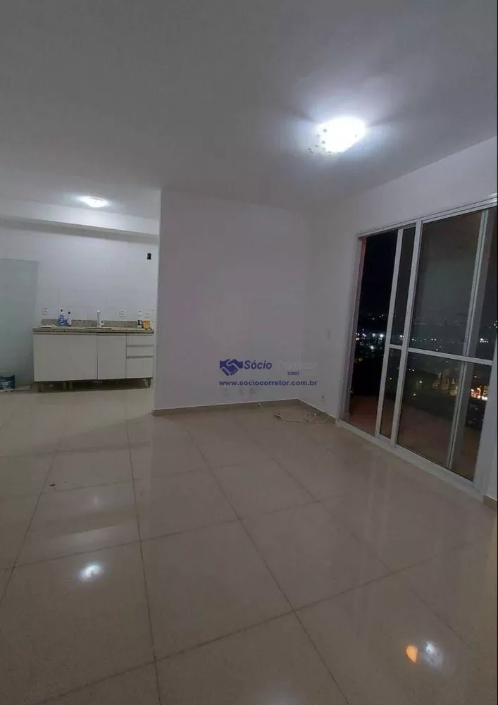 Apartamento para alugar com 3 quartos, 67m² - Foto 2