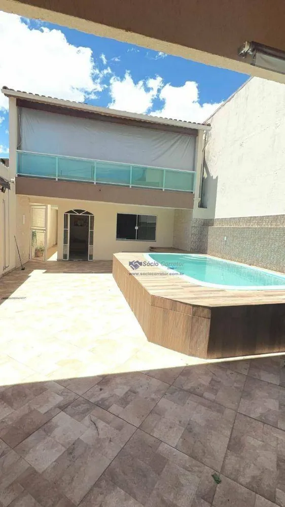 Sobrado, 3 quartos, 250 m² - Foto 1