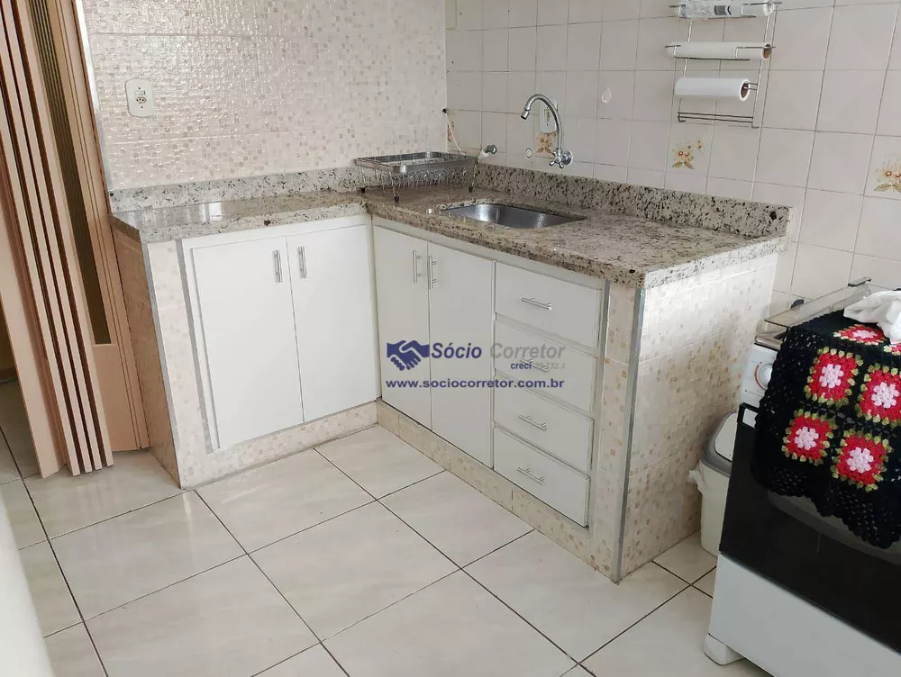 Apartamento à venda com 2 quartos, 62m² - Foto 1