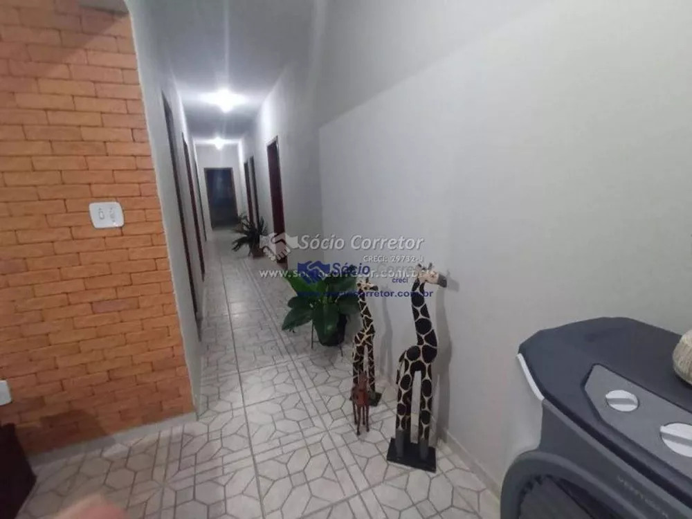 Chácara à venda com 4 quartos, 600m² - Foto 11