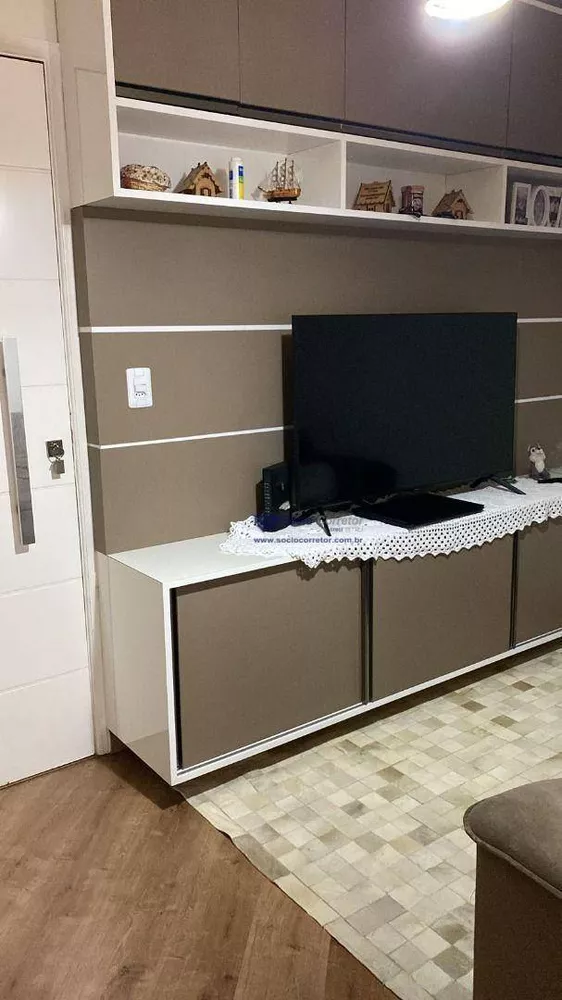 Apartamento à venda com 2 quartos, 68m² - Foto 2