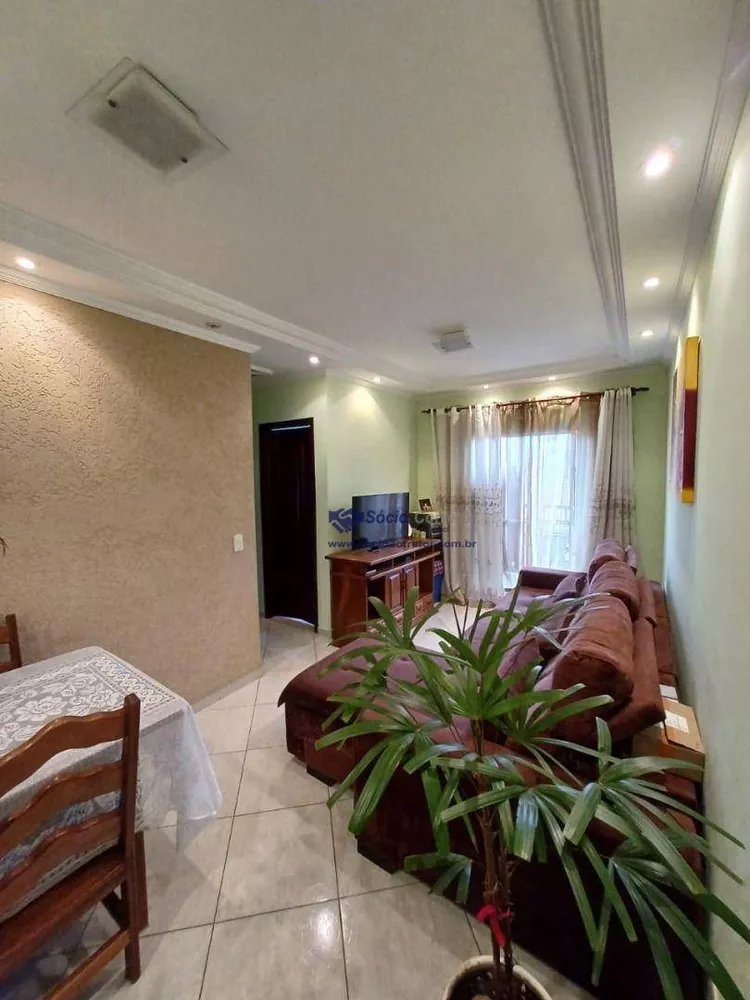 Apartamento à venda com 2 quartos, 60m² - Foto 5