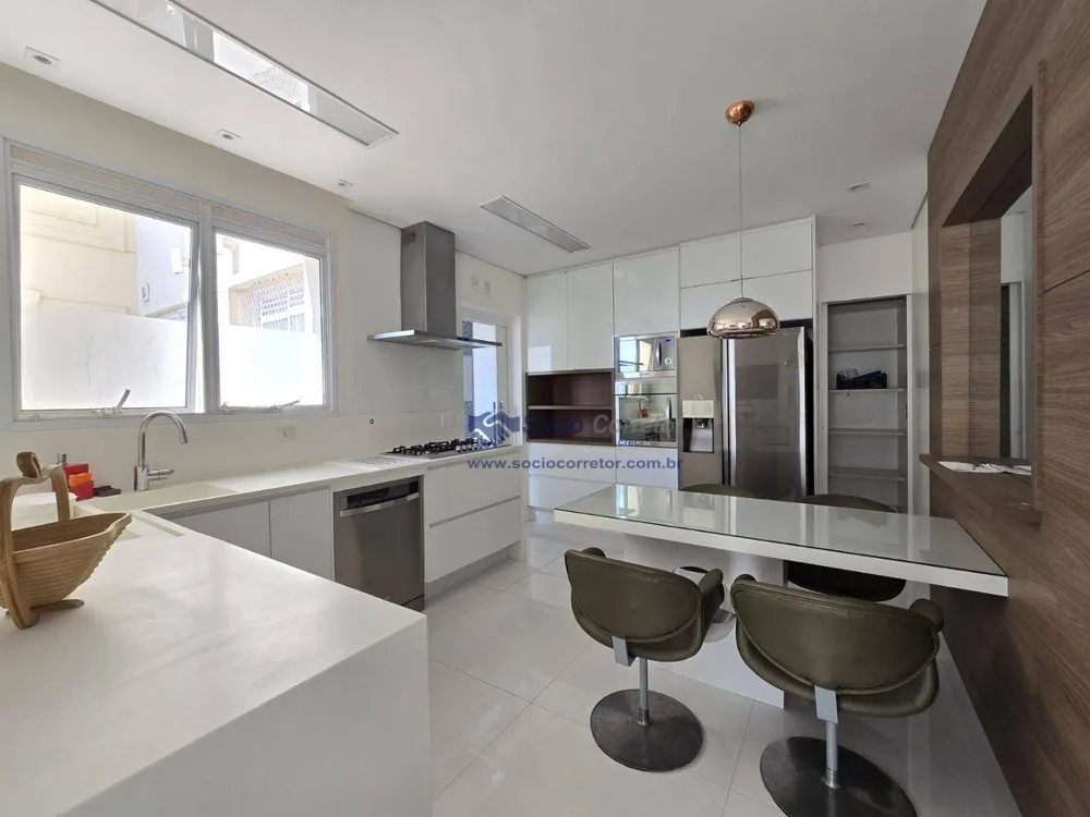 Apartamento, 3 quartos, 202 m² - Foto 3