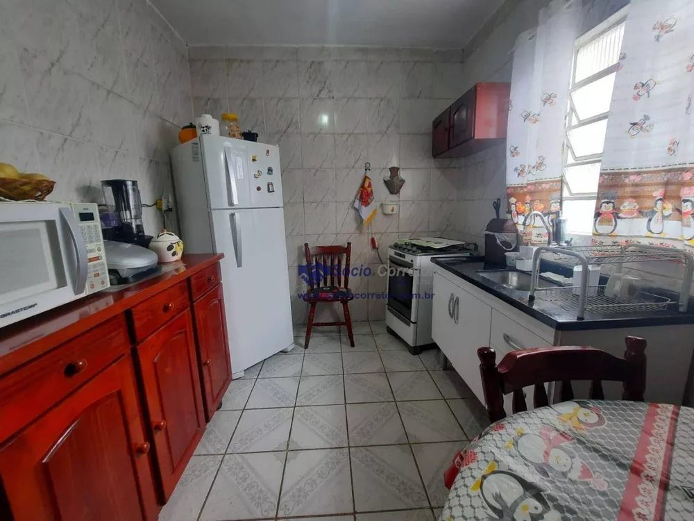 Casa à venda com 1 quarto, 100m² - Foto 10