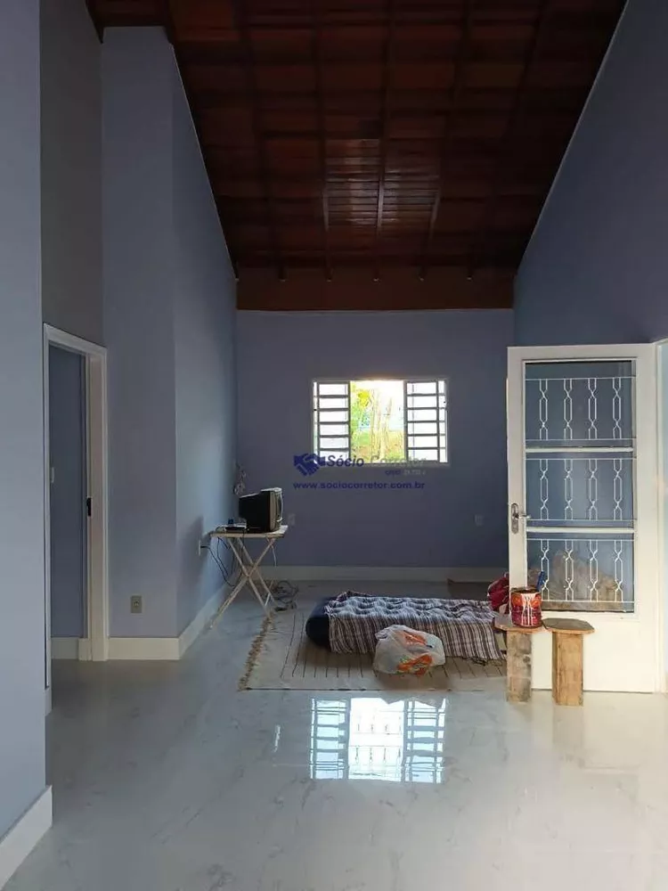 Chácara à venda com 2 quartos, 190m² - Foto 9