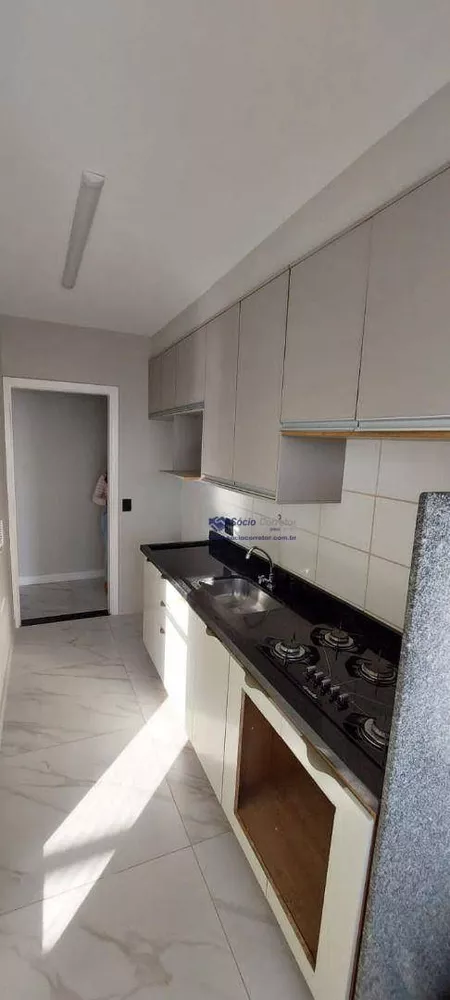 Apartamento à venda com 3 quartos, 72m² - Foto 3