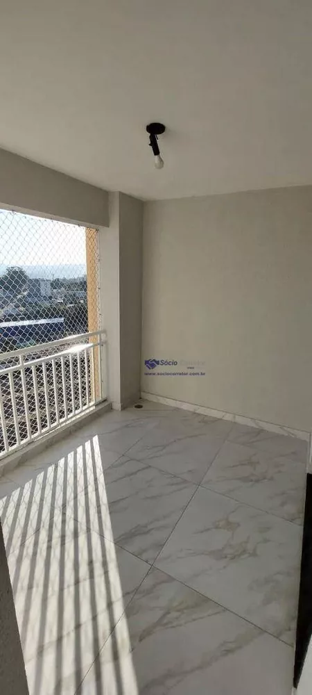 Apartamento à venda com 3 quartos, 72m² - Foto 1