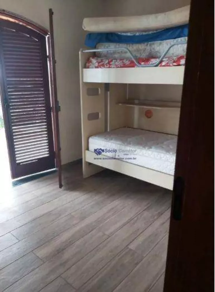 Chácara à venda com 3 quartos, 158m² - Foto 11