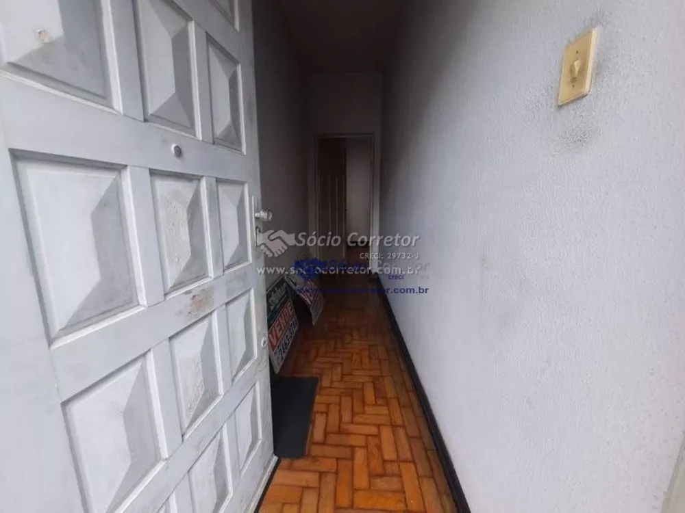 Casa à venda com 2 quartos, 107m² - Foto 2