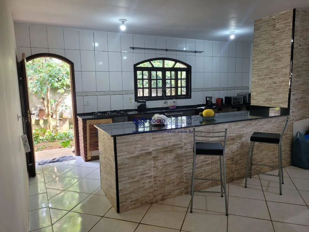 Chácara, 3 quartos, 1000 m² - Foto 1