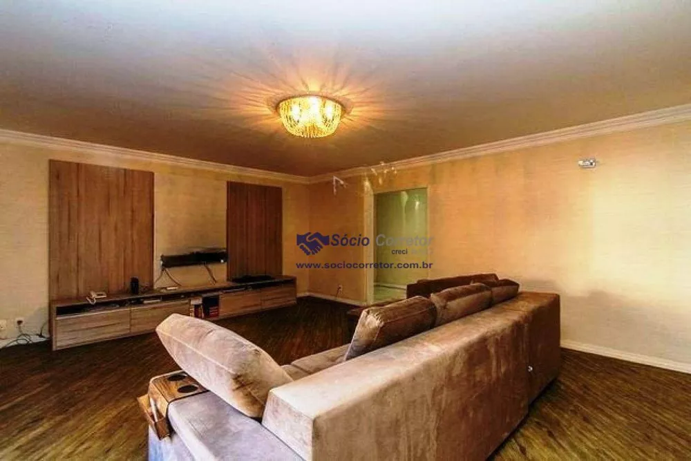 Sobrado à venda com 3 quartos, 384m² - Foto 1