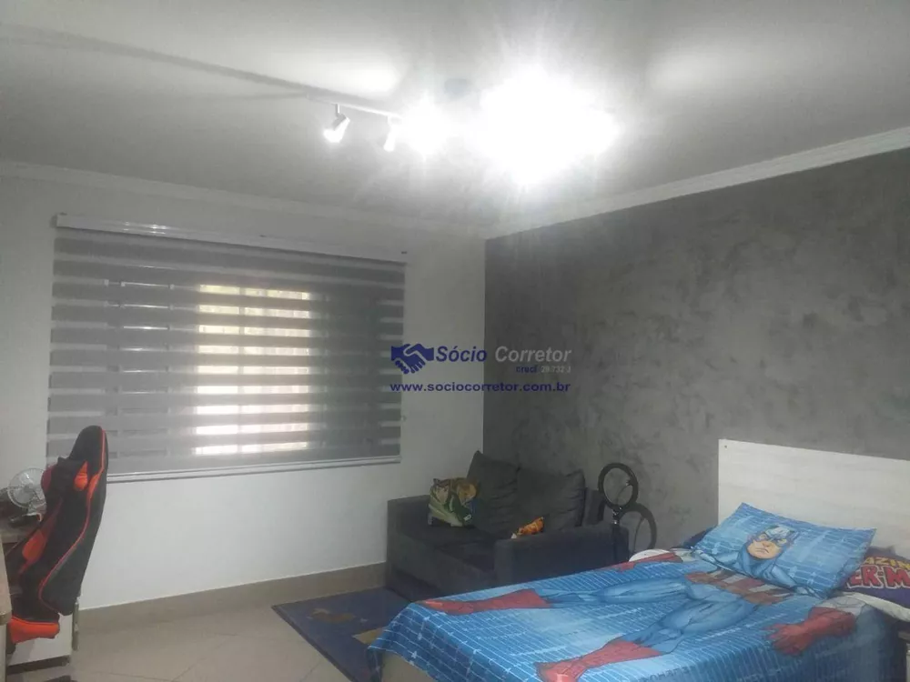 Sobrado à venda e aluguel com 4 quartos, 250m² - Foto 7