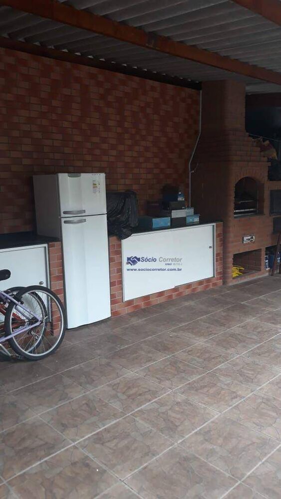 Casa à venda com 3 quartos, 182m² - Foto 3