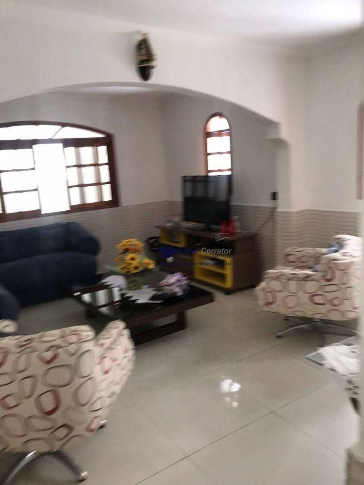 Casa à venda com 3 quartos, 182m² - Foto 2