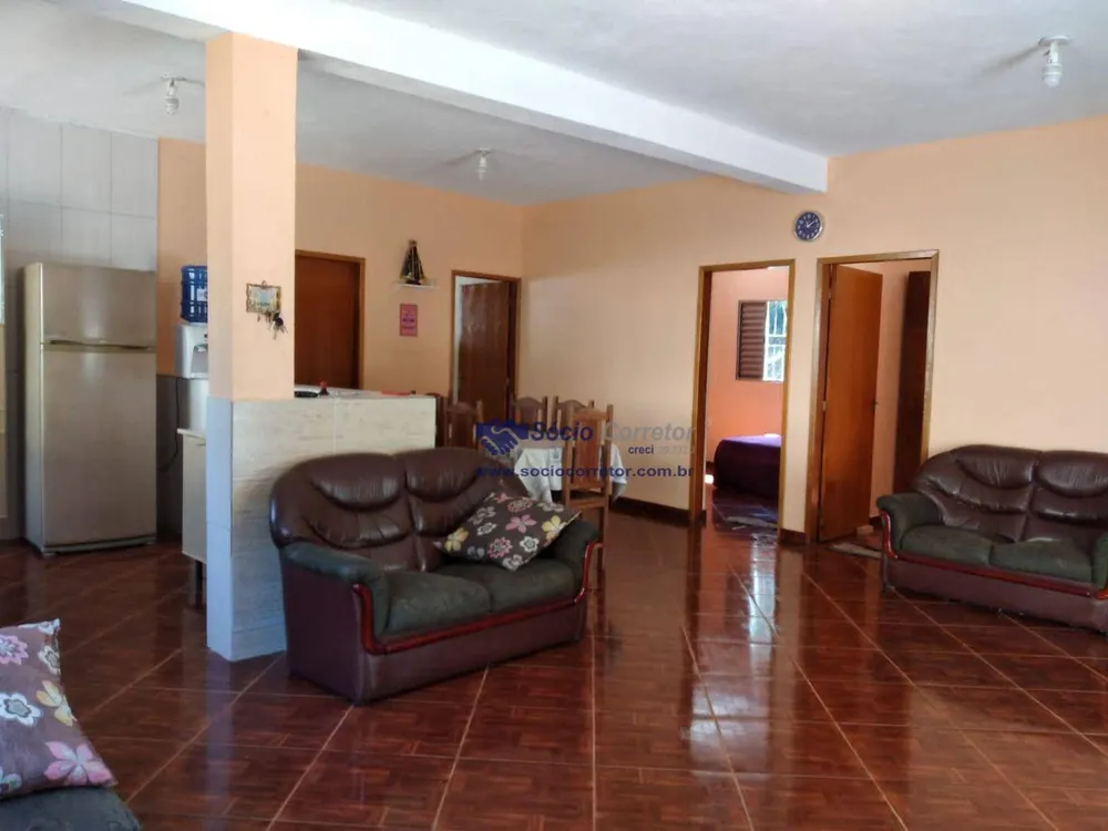 Chácara, 3 quartos, 2677 m² - Foto 4