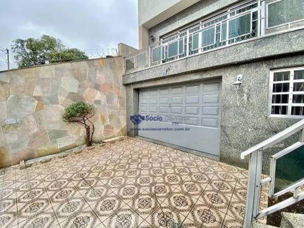 Sobrado, 3 quartos, 271 m² - Foto 1