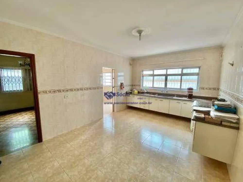 Sobrado, 3 quartos, 271 m² - Foto 8