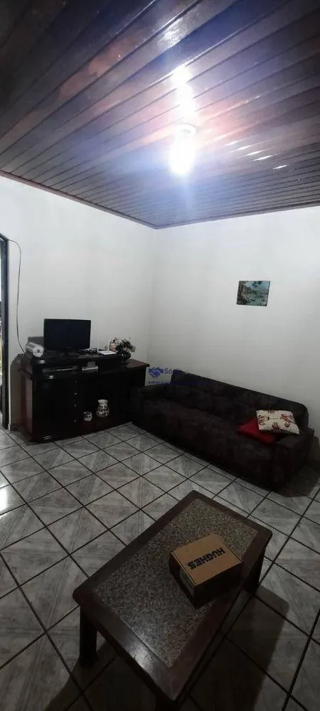 Chácara, 3 quartos, 2800 m² - Foto 1