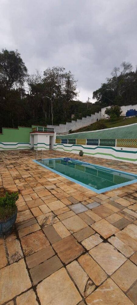 Chácara à venda com 3 quartos, 300m² - Foto 3