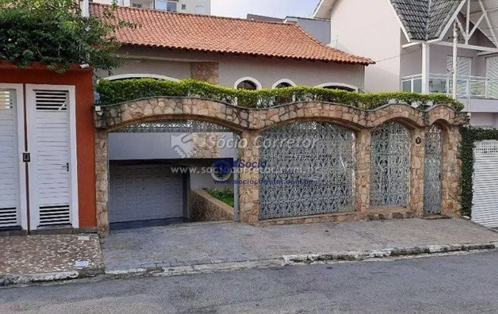 Sobrado à venda com 3 quartos, 398m² - Foto 1