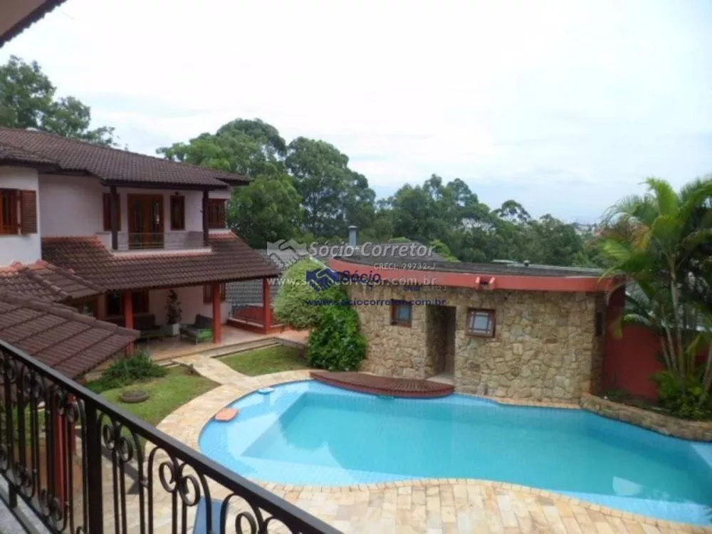 Casa de Condomínio à venda com 7 quartos, 750m² - Foto 1