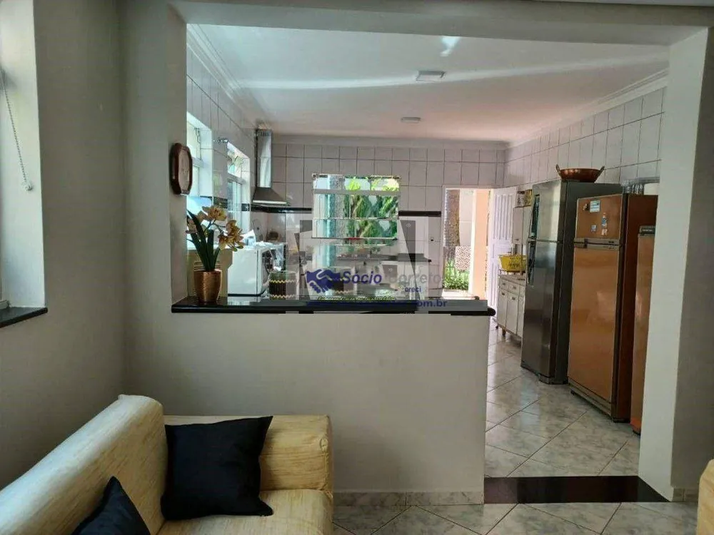 Casa, 3 quartos, 200 m² - Foto 19
